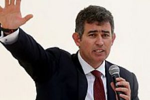 Feyzioğlu'ndan &ccedil;atı aday eleştirisi!