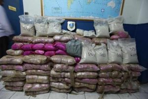 Komşuda 1 ton eroin yakalandı