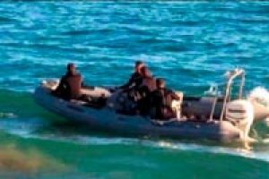 Akıntı &ouml;l&uuml;me s&uuml;r&uuml;kledi