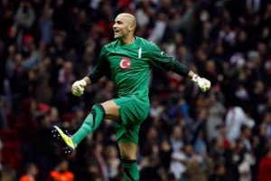 Sinan Bolat transferi &ccedil;ıkmaza girdi