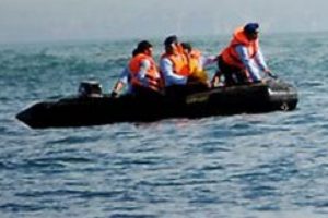 Ka&ccedil;akları sahil g&uuml;venlik ekibi kurtardı