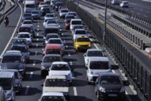 İşte 2014'&uuml;n trafik kaza bilan&ccedil;osu...