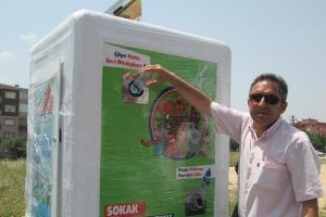 Nil&uuml;fer'de sokak hayvanlarına d&ouml;n&uuml;ş&uuml;ml&uuml; beslenme