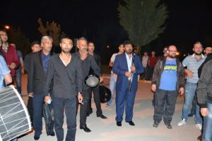 Bursalı Romanlardan eylem yapan iş&ccedil;ilere destek