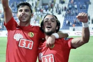 Beşiktaş'tan Tarık &Ccedil;amdal atağı