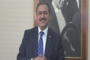 Bakan Eroğlu'ndan Avcı'ya ge&ccedil;miş olsun dileği