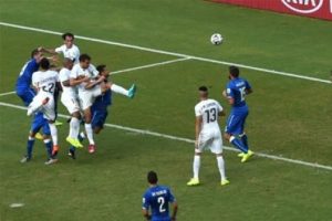 Uruguay kırmızıda ge&ccedil;ti!