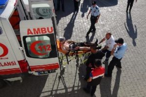 Cezaevinden &ccedil;ıktı, silahlı saldırıya uğradı