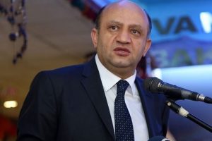Bilişim ve İnternet Komisyonu raporu TBMM Genel Kurulu'nda