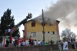 Tarsus'da yangın paniği