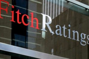 Fitch, 3 bankanın notunu  aşağı &ccedil;ekti