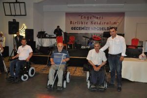 Destek gecesinde engeller aşıldı