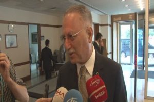 &Ccedil;atı adaydan bağış a&ccedil;ıklaması