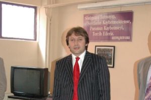 AK Partili Başkan'a saldırı