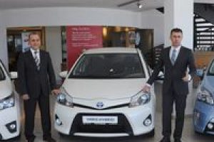 Toyota'nın yeni ara&ccedil;ları tanıtıldı