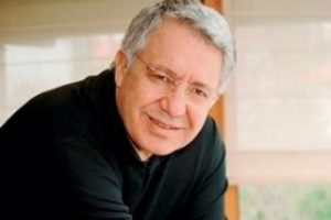 Z&uuml;lf&uuml; Lİvaneli'ye Legion D'Honner nişanı...