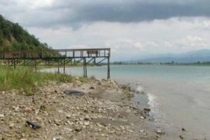 Sapanca G&ouml;l&uuml;'nde korkutan manzara