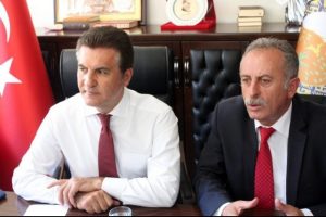 "Silahlar gitsin barış gelsin"