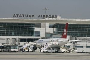 T&uuml;rk havaalanları rekora doymuyor