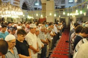İlk teravih ne zaman, sahura ne zaman kalkacağız?