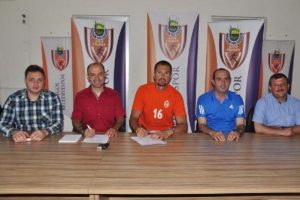 İneg&ouml;l Belediyespor Ersin Durgut'la g&uuml;&ccedil;lendi