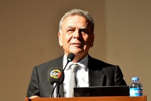 Kocaoğlu'ndan ''yeni ulaşım sistemi'' eleştirilerine tepki!