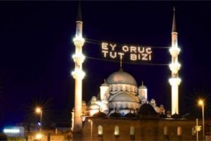 Bu gece ilk sahura kalkılacak