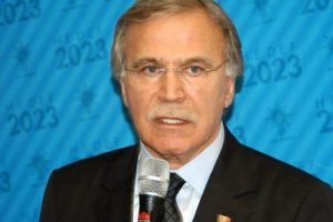'G&ouml;r&uuml;nen k&ouml;y kılavuz istemez'