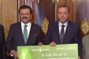 Soma i&ccedil;in toplanan yardım &ccedil;eki takdim edildi