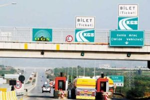 İlk &ouml;zel otoyol i&ccedil;in d&uuml;ğmeye basıldı