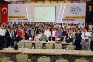 Hastalarla iletişim sosyal medya ile g&uuml;&ccedil;lendirilecek