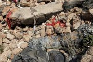 Hindistan'da bina &ccedil;&ouml;kt&uuml;: 7 &ouml;l&uuml;