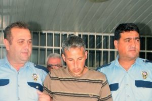 Tacizci yakalanınca &ouml;z&uuml;r diledi