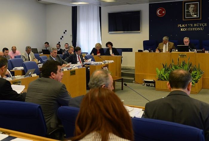 "Torba kanun" tasarısında 15 madde daha kabul edildi