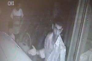 &Ccedil;ocuk eczaneye b&ouml;yle girdi