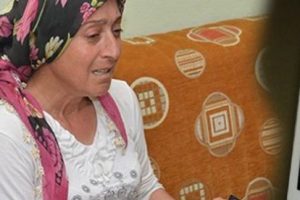 Eve d&ouml;nmesini beklerken bu mesajla yıkıldı!