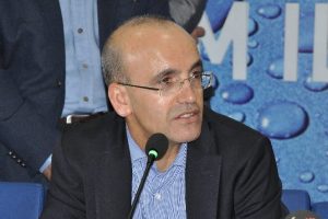Bakan a&ccedil;ıkladı: Vergi borcu olanlara...