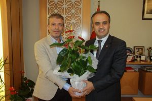 Onursal Başkana ziyaret