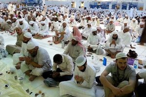 Mescid-i Haram'da iftar heyecanı