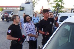 Silahlı "sarımsak" kavgası: 7 g&ouml;zaltı