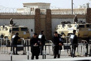 Mısır'da Mursi yandaşlarına g&ouml;zaltı