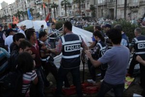 &Ccedil;adır sanığı liseliler hakim &ouml;n&uuml;nde