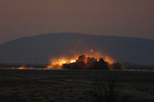 Musul'da IŞİD'in bulunduğu noktalar bombalandı
