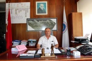 İş&ccedil;i olarak girdiği madene m&uuml;d&uuml;r oldu