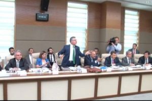 MHP ve HDP'liler arasında gergin anlar