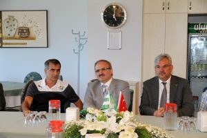 Karaloğlu'ndan Bursaspor'a moral ziyareti