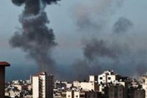 İsrail savaş u&ccedil;akları Gazze'yi vuruyor!