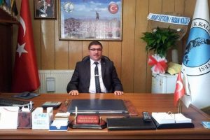 "&Ccedil;atı adayı değil, &ccedil;akı adayı destekliyorum" istifası