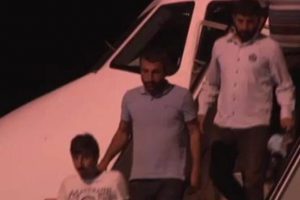 Yemekten sonra evlerine yolcu edildiler
