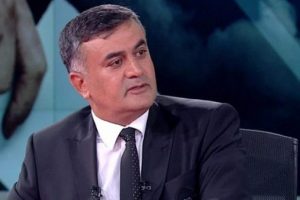 &Uuml;nl&uuml; anket&ccedil;iden K&ouml;şk tahmini